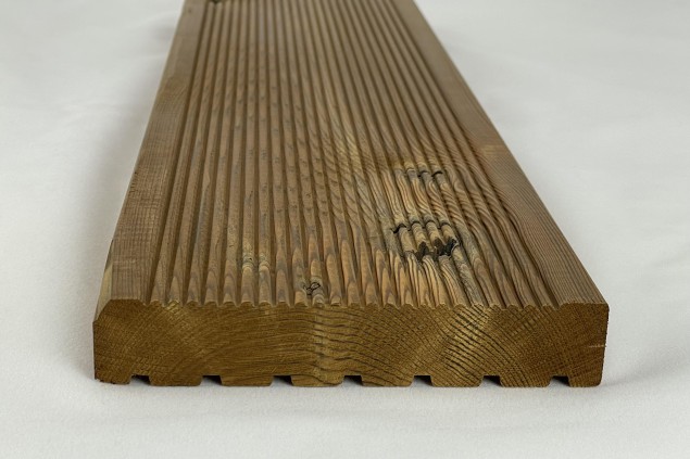 Terasová prkna ThermoWood 26 x 140 x 5100 mm Borovice (BC)